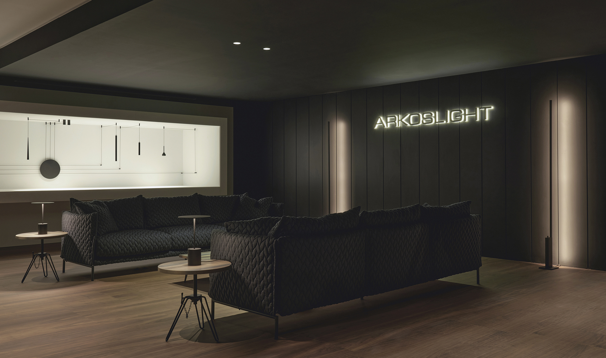 Una nuova dimensione: Ampliamento dello showroom e nuovo progetto concettuale ‘Feel the Light’